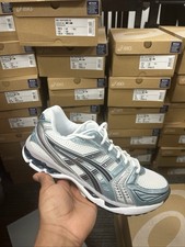 ASICS Gel-Kayano 14