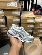 ASICS Gel-Kayano 14