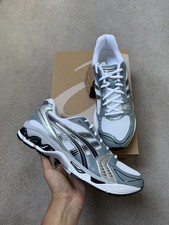 ASICS Gel-Kayano 14 - UK10.5 -